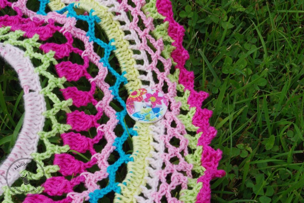 heegeldatud pontśo 3